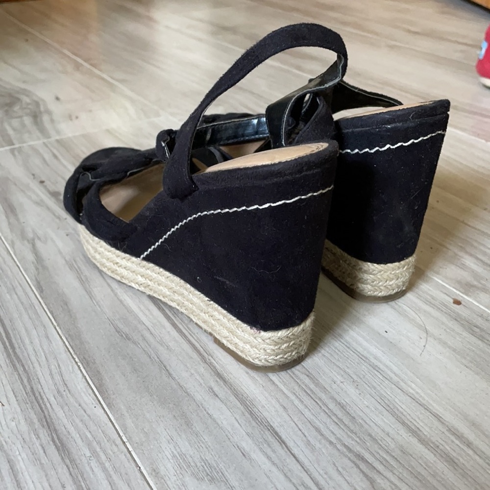 Wedges - Picture 3 of 7
